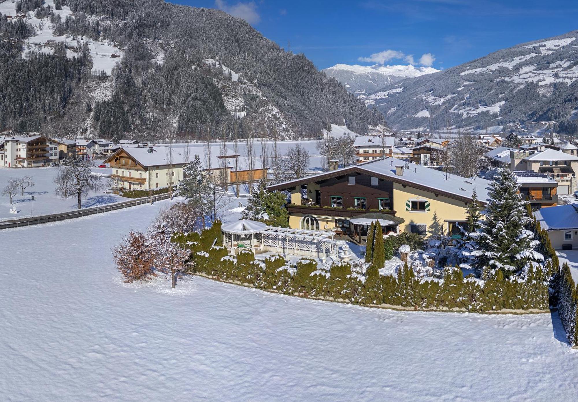 Boutiquehotel Saeumler Zell am Ziller Exterior foto